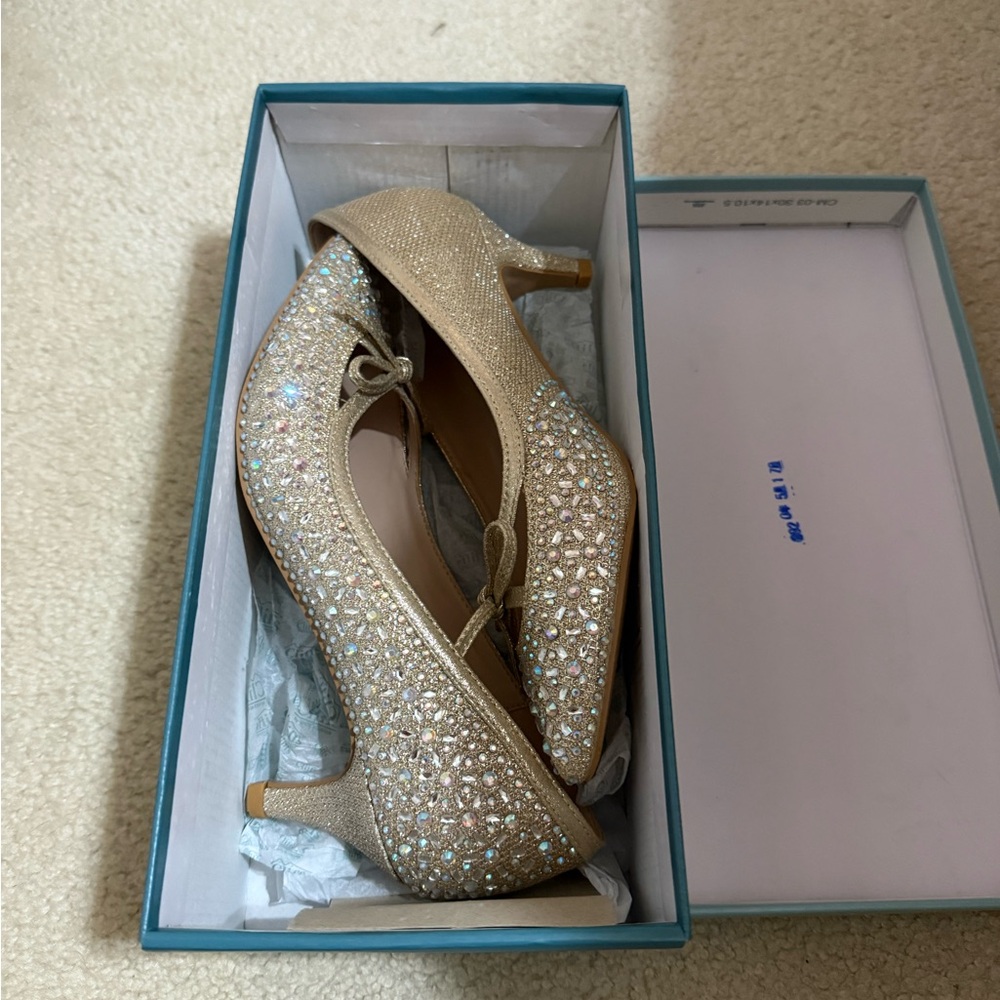 Women’s Prom Shoes – Gold Sparkle with Rhinestones, Size 7